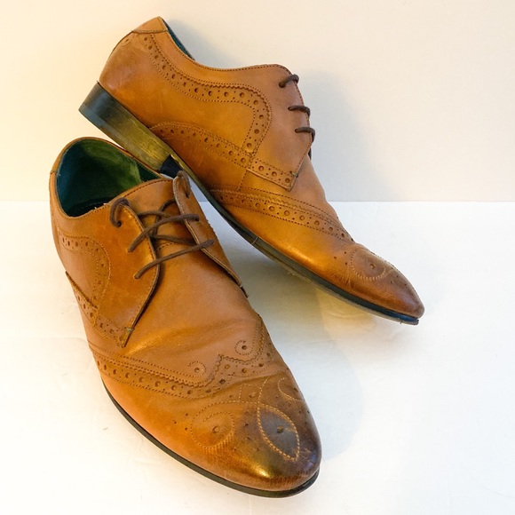 Ted Baker London Other - Ted Baker London tan oiled lace up oxfords